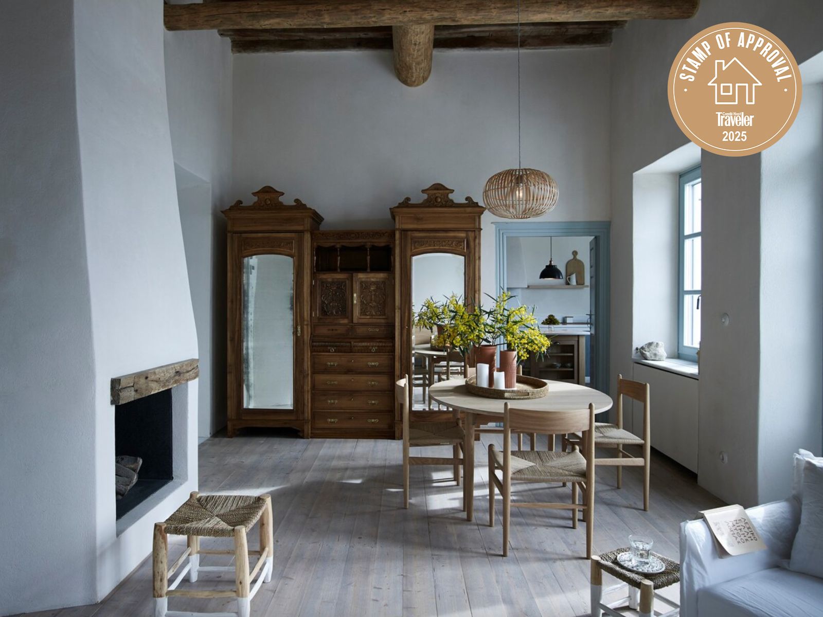 A Dreamy Home on Milos With Sunset Views of the Aegean