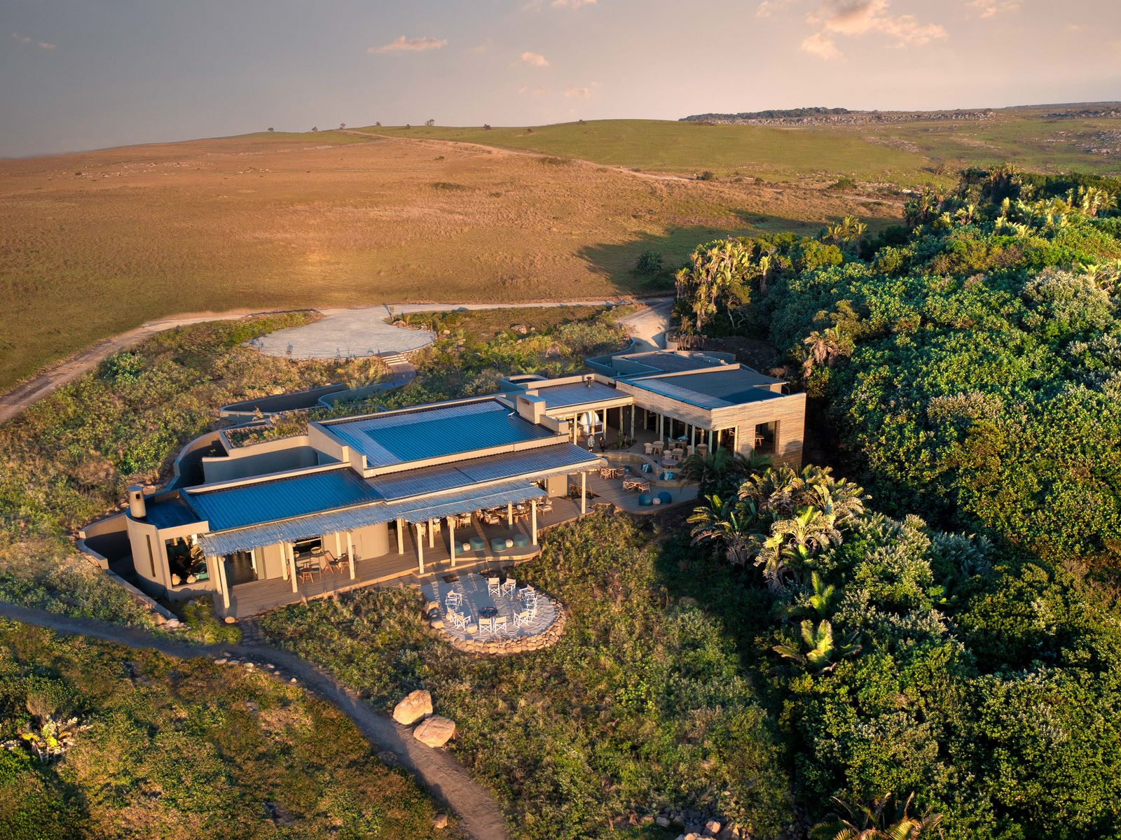 GweGwe Beach Lodge