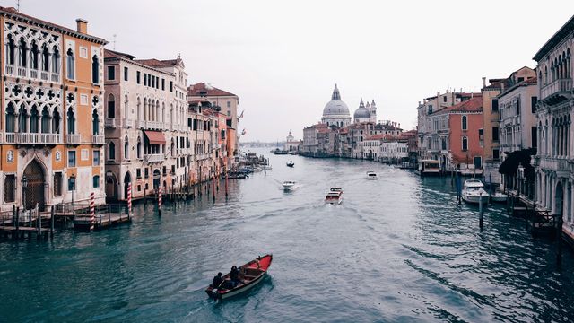 Wintering&-and Grieving&-in Venice